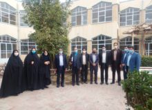 المدرسی معاون دانشگاه و دبیر شورای نظارت و هماهنگی سما استان یزد در نشست با مدیریت اداره آموزش وپرورش ناحیه دو :  توسعه هنرستان های فنی و حرفه ای و مهارتی و جوار صنعتی از اولویت های اول در سما استان یزد می باشد.